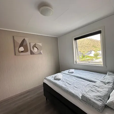 Bedroom Close To City Center Kwatera prywatna Bergen