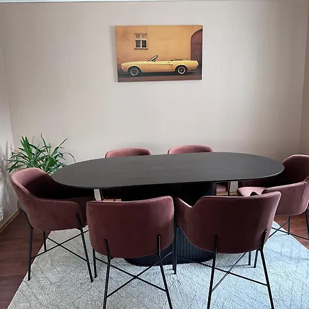 Bedroom Close To City Center Privat overnatting